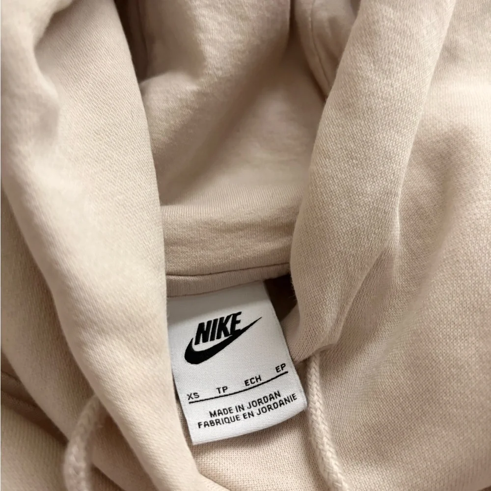 Nike Cream Hoodie - Picture 3 of 10